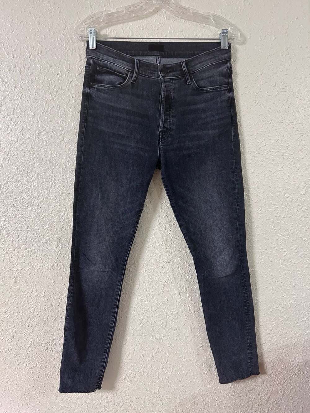 MOTHER The Looker Skinny Jeans Size 28 Black Washed Denim Raw Hem